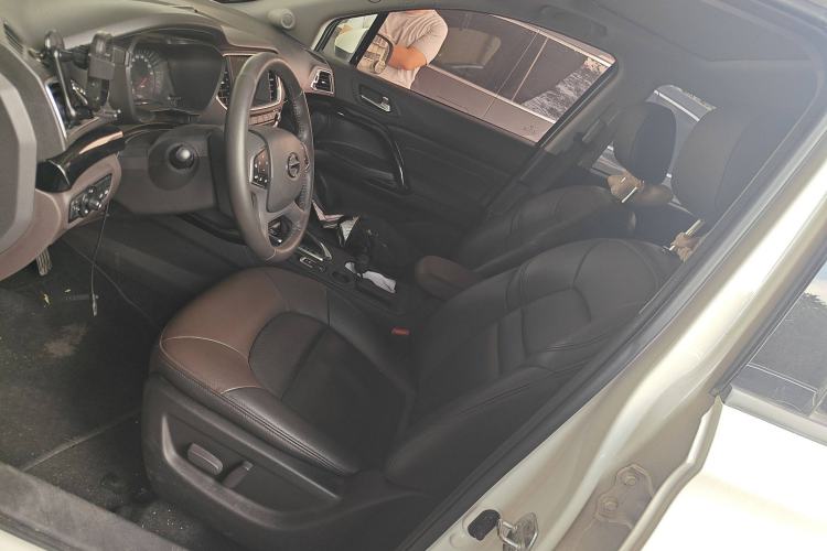 Used GAC Trumpchi GS4 2017 235T Automatic Two-Wheel Drive Luxury Smart Connectivity Version Left Front Seat