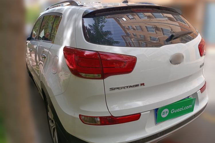 Used Kia Sportage R 2016 2.0L Automatic Two-Wheel Drive GLS Trim Rear Left 45 Deg