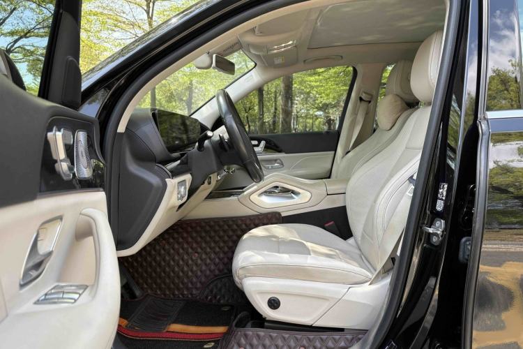 Used Mercedes-Benz GLE 2020 Restyled GLE 350 4MATIC Fashion Edition Interior 3