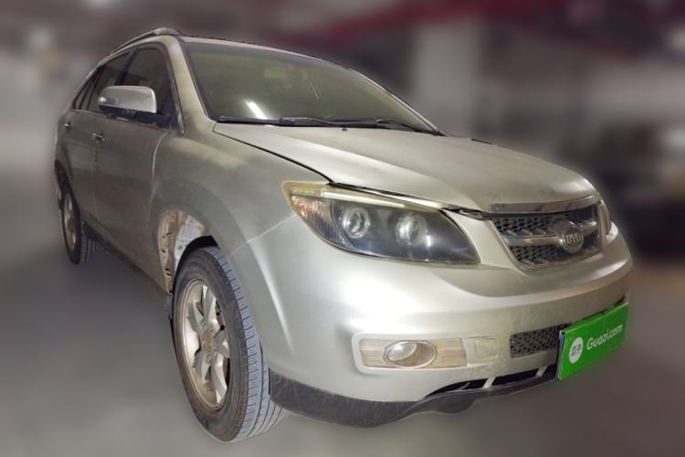 Used BYD S6 2011 2.0L Manual Luxury Version