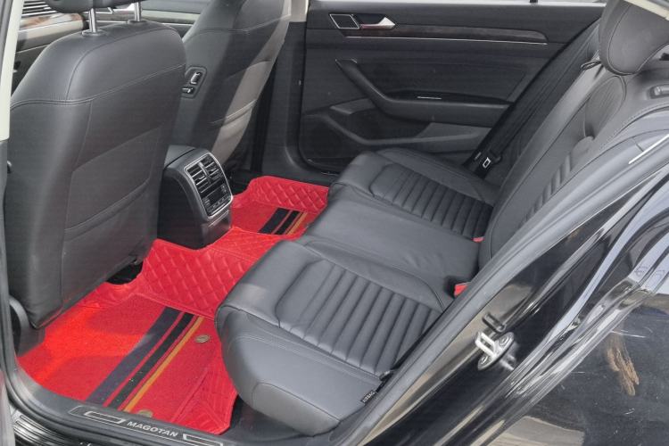 Used Volkswagen Magotan 2019 330TSI DSG Luxury Model China V Standard