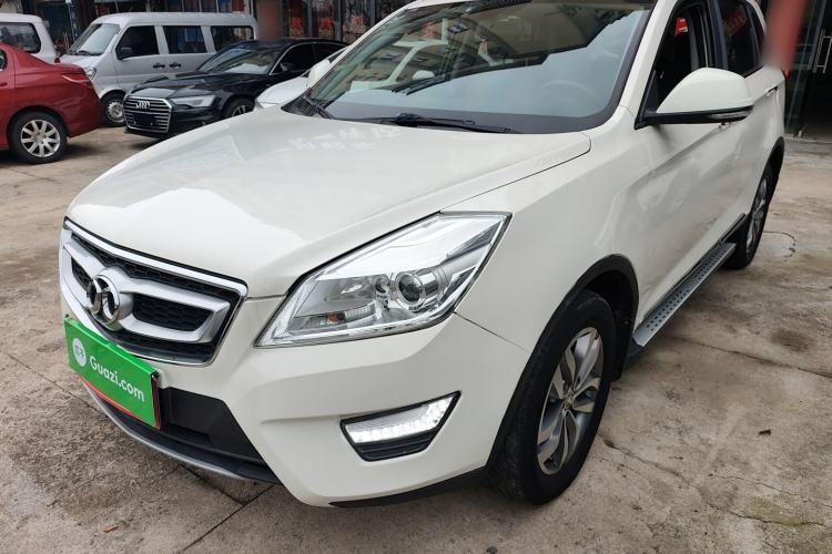 Used BAIC Senova X65 2015 2.0T Automatic Elite Model