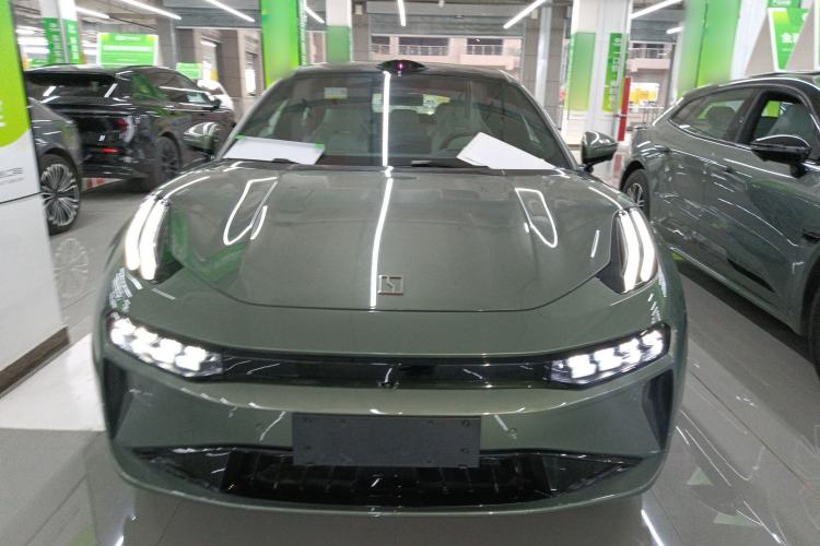 Used Zeekr 001 2025 WE Edition 95 kWh All-Wheel Drive Front