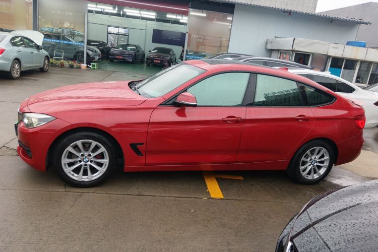 Used BMW 3 Series GT 2017 320i Sport Edition