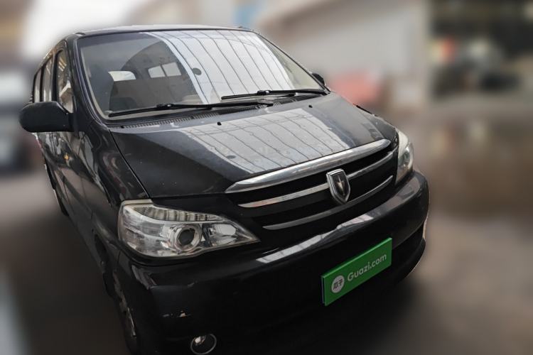 Used Jinbei Express 2017 2.0L Classic Version V19 Front Right 45 Deg