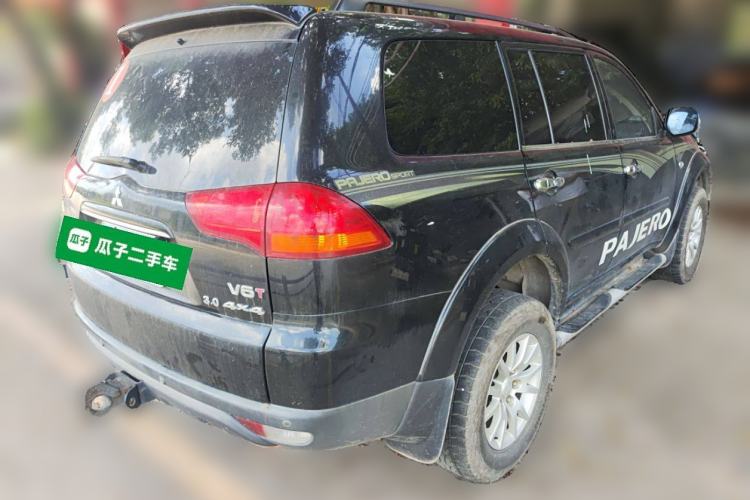 Used Mitsubishi Pajero Sport 2011 3.0L Luxury Navigation Edition Rear Right 45 Deg