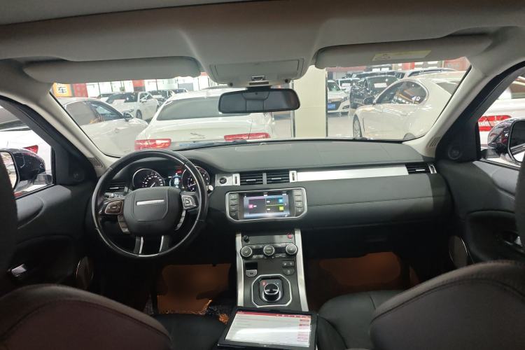 Used Land Rover Range Rover Evoque 2018 240PS PURE Style Edition
