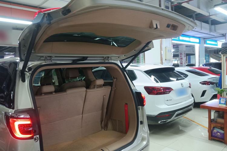 Used Buick GL8 2021 ES Landtrek 653T Luxury Model