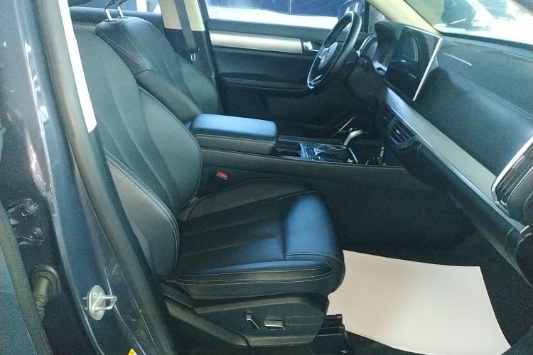 Used BYD Tang 2019 2.0T Automatic SmartConnect Luxury 7-Seater China VI Standard
