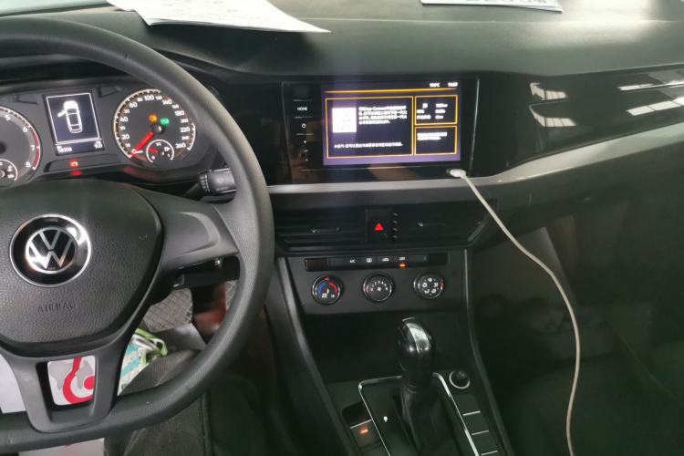 Used Volkswagen Bora 2021 1.5L Automatic Fashionable Smart Connectivity Version Center Console