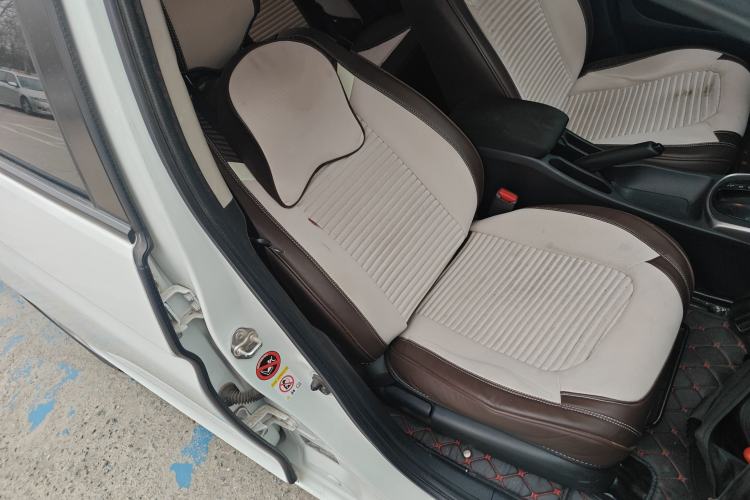 Used Honda City 2015 1.5L CVT Luxury Edition Right Front Seat