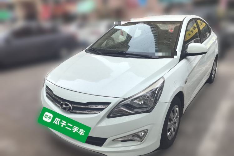 Used Hyundai Verna (older generation) 2014 1.4L Manual Smart GLS Trim