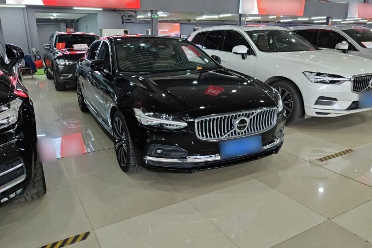 Used Volvo S90 2024 B5 Luxury Smart Edition