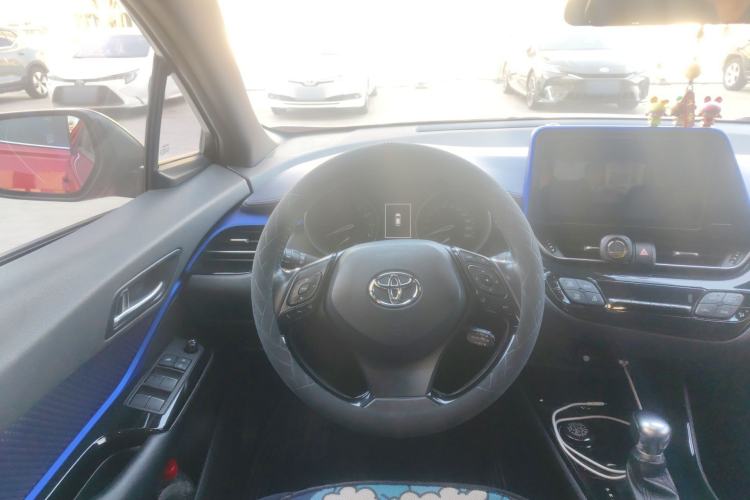 Used Toyota C-HR 2018 2.0L Luxury Edition China V Standard Steering Wheel