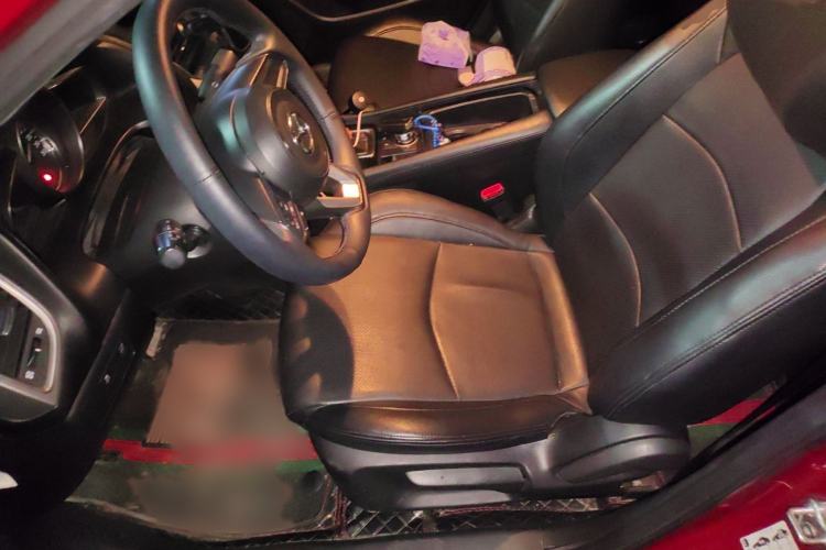 Used Mazda 3 Axela 2017 Sedan 1.5L Automatic Luxury Model Emission Standard China V Left Front Seat