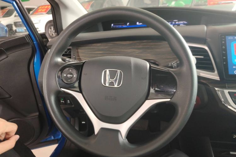 Used Honda Jade 2017 1.8L automatic Comfort version 5 seats