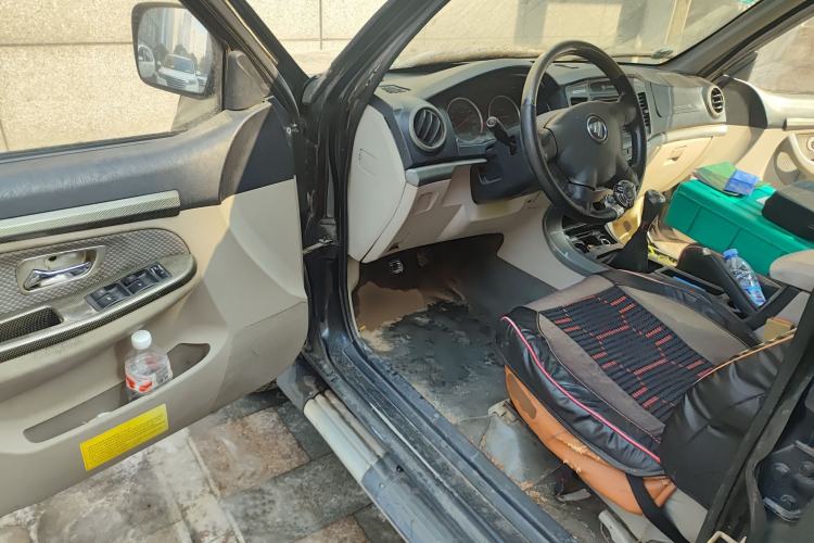 Used Foton Sapporo 2011 2.2L Conqueror Z7