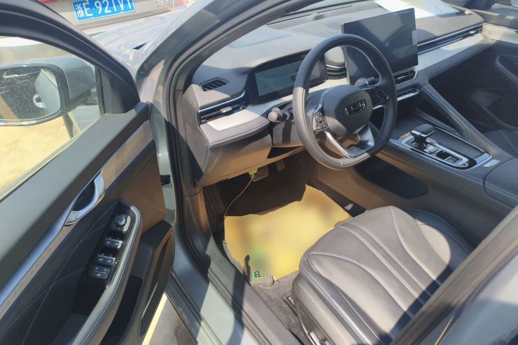 Used Geely Auto Preface 2026 Model Oriental Yao 1.5TD Fuyao Edition Driver Seat