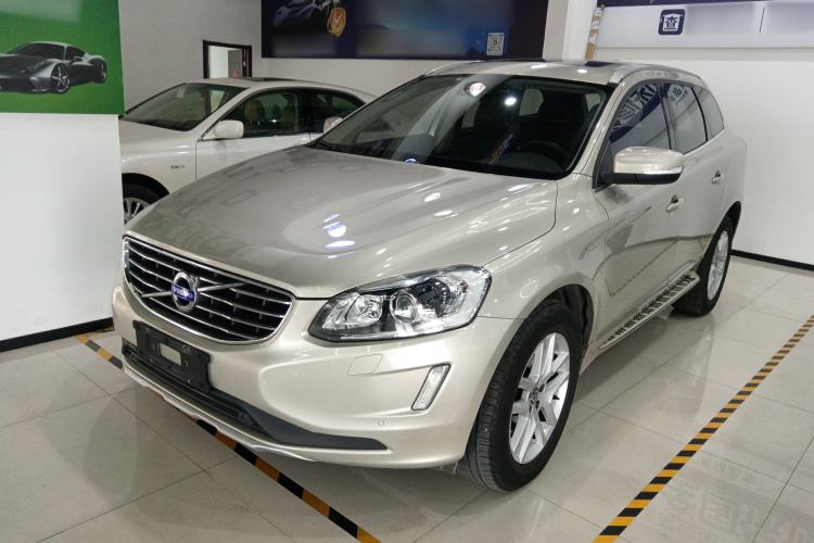 Used Volvo XC60 2017 T5 AWD Smart Upgrade Model