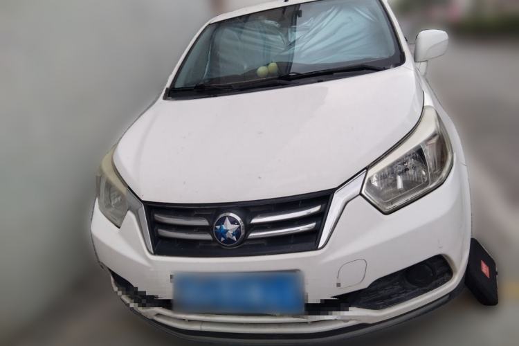 Used Venucia R50 2016 1.6L Automatic Elite Edition