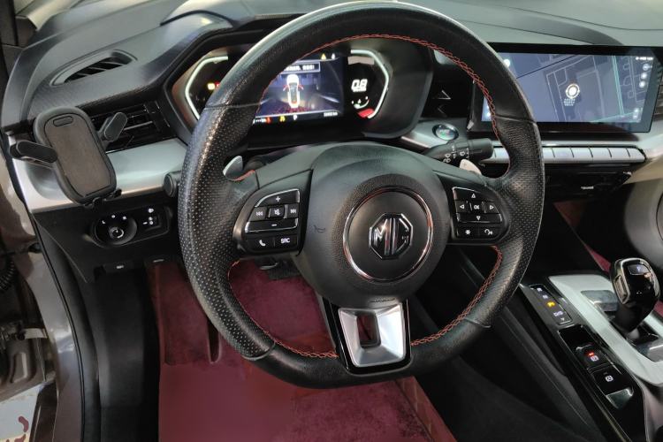 Used MG 5 2021 Revised 300TGI DCT Qingshè Luxurious Enjoyment Edition
