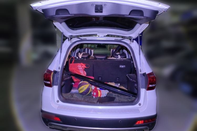 Used Haval H6 2015 Revised Version Sport Edition 1.5T Manual Transmission Two-Wheel Drive Elite Grade