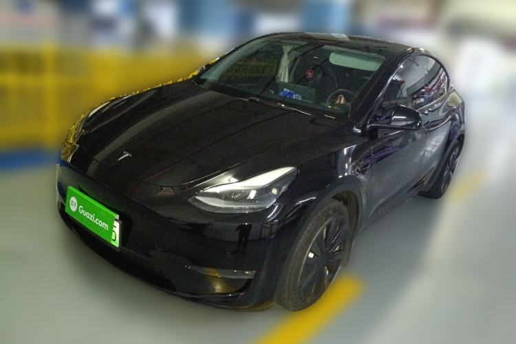 Used Tesla Model Y 2022 Long-Range All-Wheel-Drive Version