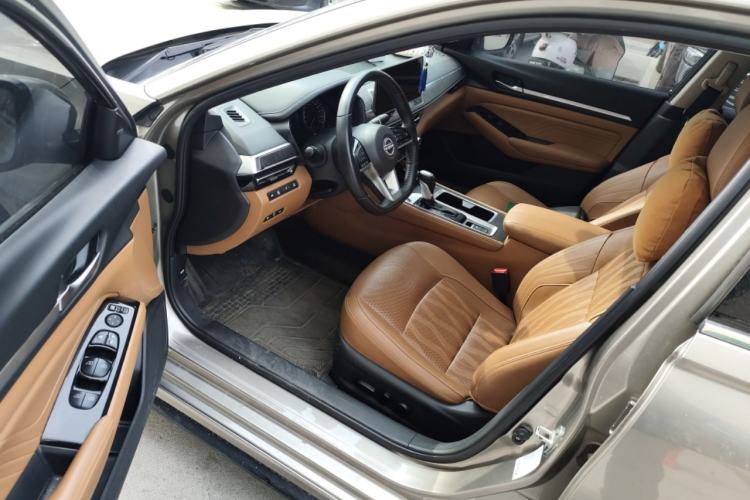 Used Nissan Teana 2022 2.0L XL-Upr Enjoyment Edition Driver Seat