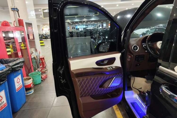 Used Mercedes-Benz Vito 2018 2.0T Business Version China VI Emission Standard
