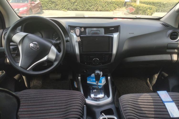 Used Nissan Navara 2017 2.5L Automatic 4x4 Luxury Edition QR25