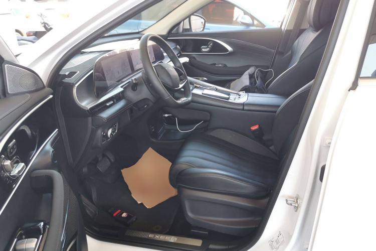 Used EXEED Lingyun 2024 300T Two-Wheel Drive Starlight Edition
