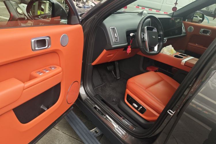 Used Li Auto L8 2023 Pro Model