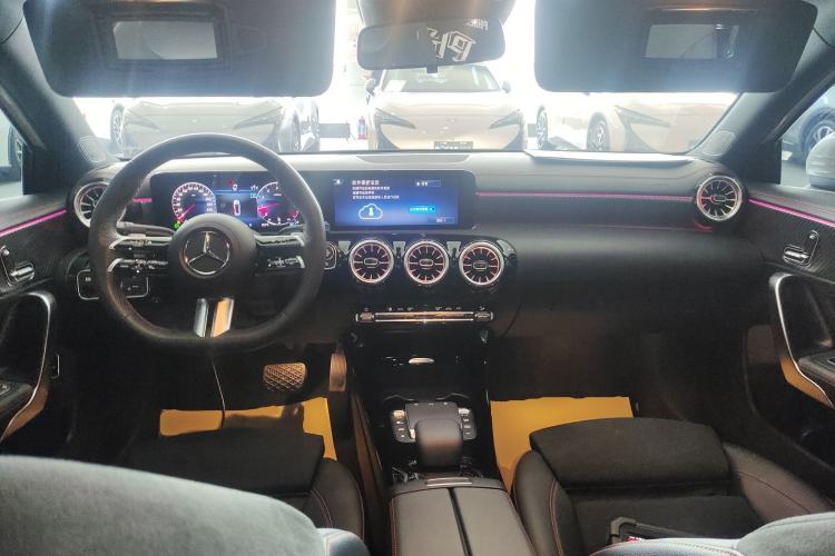 Used Mercedes-Benz A-Class 2023 A 200 L Fashion Model Center Console