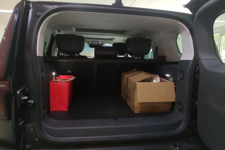 Used Brave warrior 917 2023 Range-Extended Base Model
