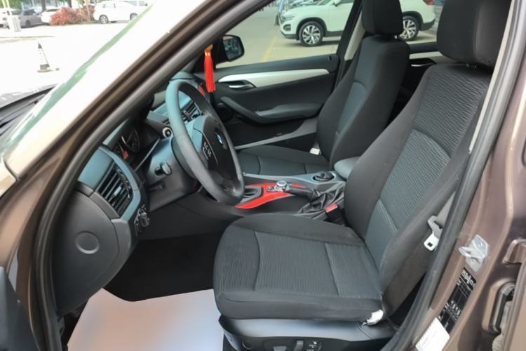 Used BMW X1 2013 sDrive18i Fashion Model Left Front Seat