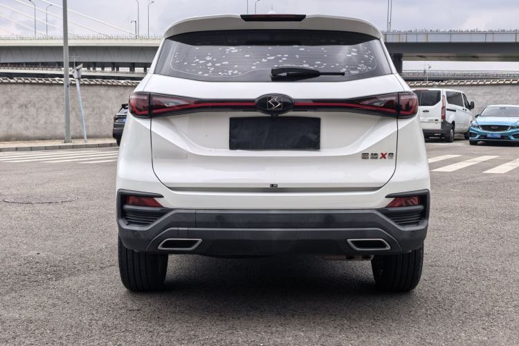 Used SOL X8 2021 300T DCT Leading Smart Connectivity Version 7 Seats