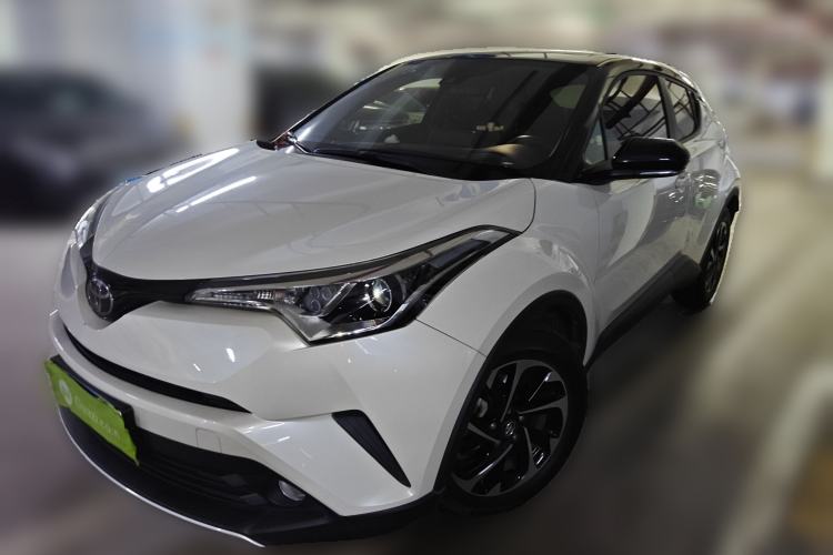 Used Toyota IZOA 2018 2.0L Yichi Version China VI Standard