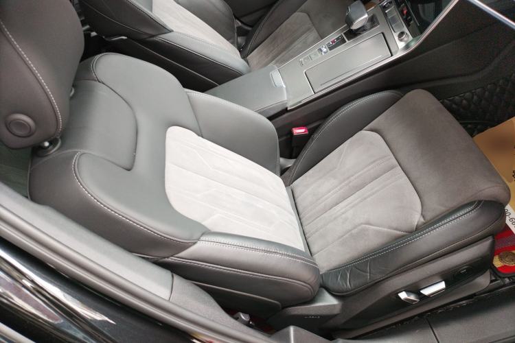 Used Audi A6L 2023 40 TFSI Luxury Dynamic Model
