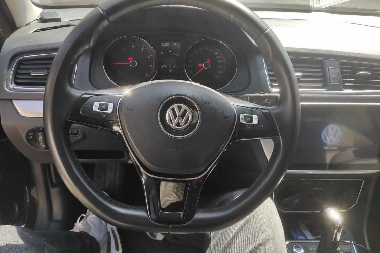 Used Volkswagen Lavida 2017 1.6L Automatic Comfort Edition