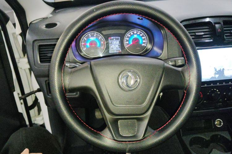 Used Dongfeng Fengon 330 2014 1.5L Manual Utility Version DK15
