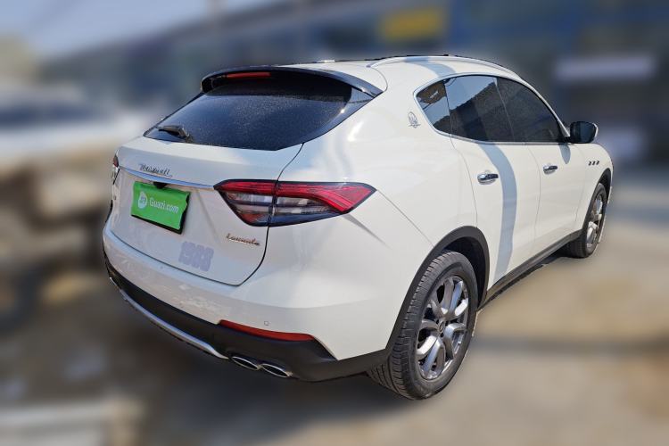 Used Maserati Levante 2021 3.0T Standard Edition Rear Right 45 Deg