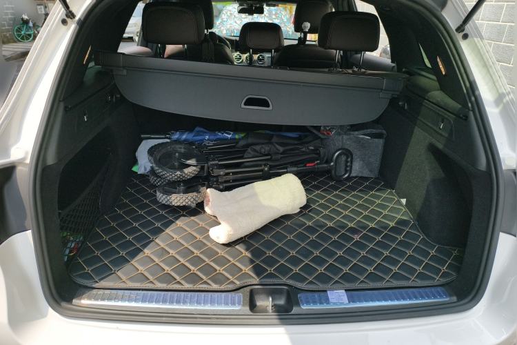 Used Mercedes-Benz GLC 2021 GLC 300 L 4MATIC Dynamic Model Trunk