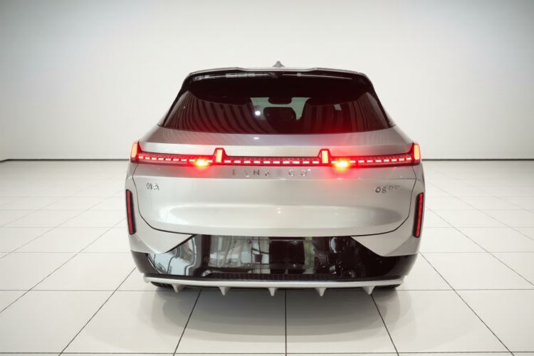 Used Lynk & Co 08 EM-P 2023 120km Long-Range Halo Rear