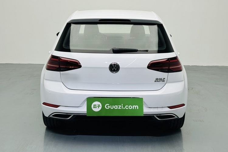 Used Volkswagen Golf 2018 230TSI Automatic Luxury Version
