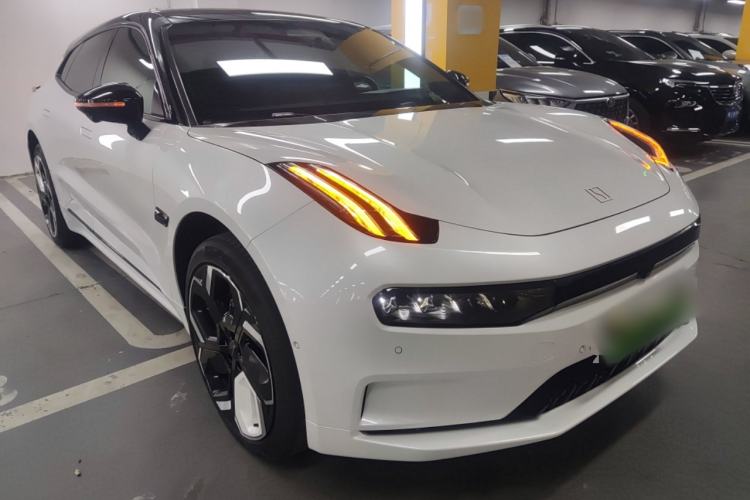 Used Zeekr 001 2022 Ultra-Long Range Dual-Motor YOU Version Front Right 45 Deg