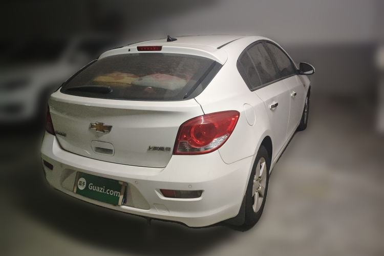 Used Chevrolet Cruze 2013 Hatchback 1.6L Manual Luxury Model
