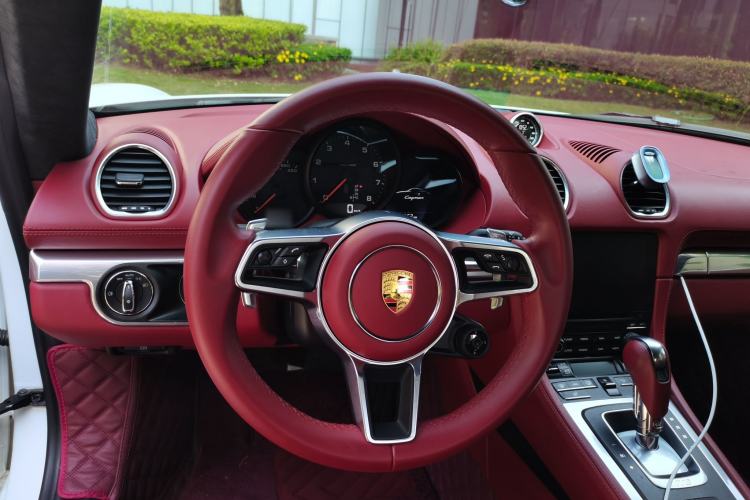 Used Porsche 718 2020 Cayman 2.0T Steering Wheel