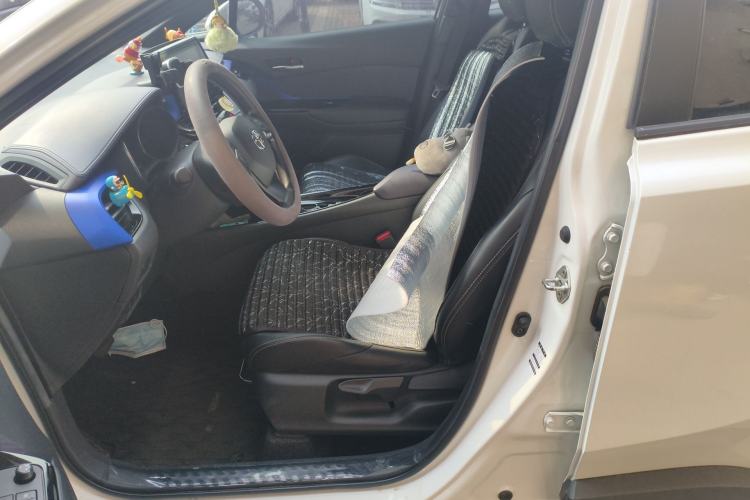 Used Toyota IZOA 2020 2.0L Enjoy Edition
