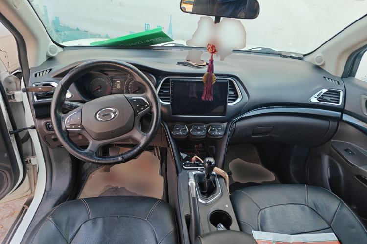 Used GAC Trumpchi GS4 2015 200T Manual Luxury Edition Center Console