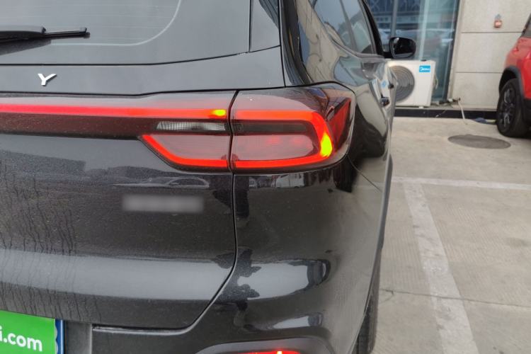 Used Chery Tiggo 8 2022 1.5 TCI Automatic Exclusive Edition 5 Seats Right Rear Taillight